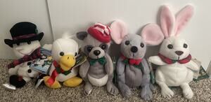 Commonwealth Snowden Plush Lot of 5 Bean Bag Animals Mouse Snowman Bunny 7-8”